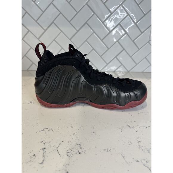 Nike Air Foamposite One Black Red Mens Size 7 IB2219-001 NEW Authentic main image 2